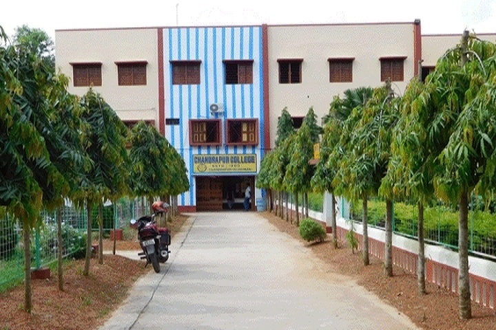 https://cache.careers360.mobi/media/colleges/social-media/media-gallery/14469/2020/1/29/College Administrative Building View of Chandrapur College Chandrapur_Campus-View.jpg